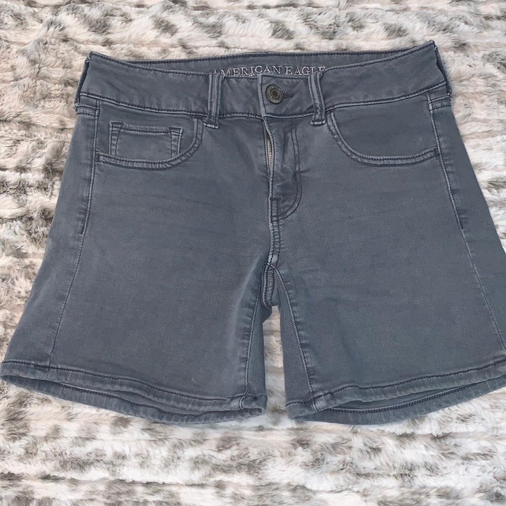 American Eagle super stretchy shorts